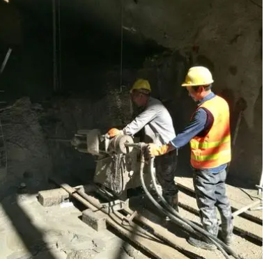 南桥镇水下抗分散灌浆料特点 水下不分散注浆料介绍